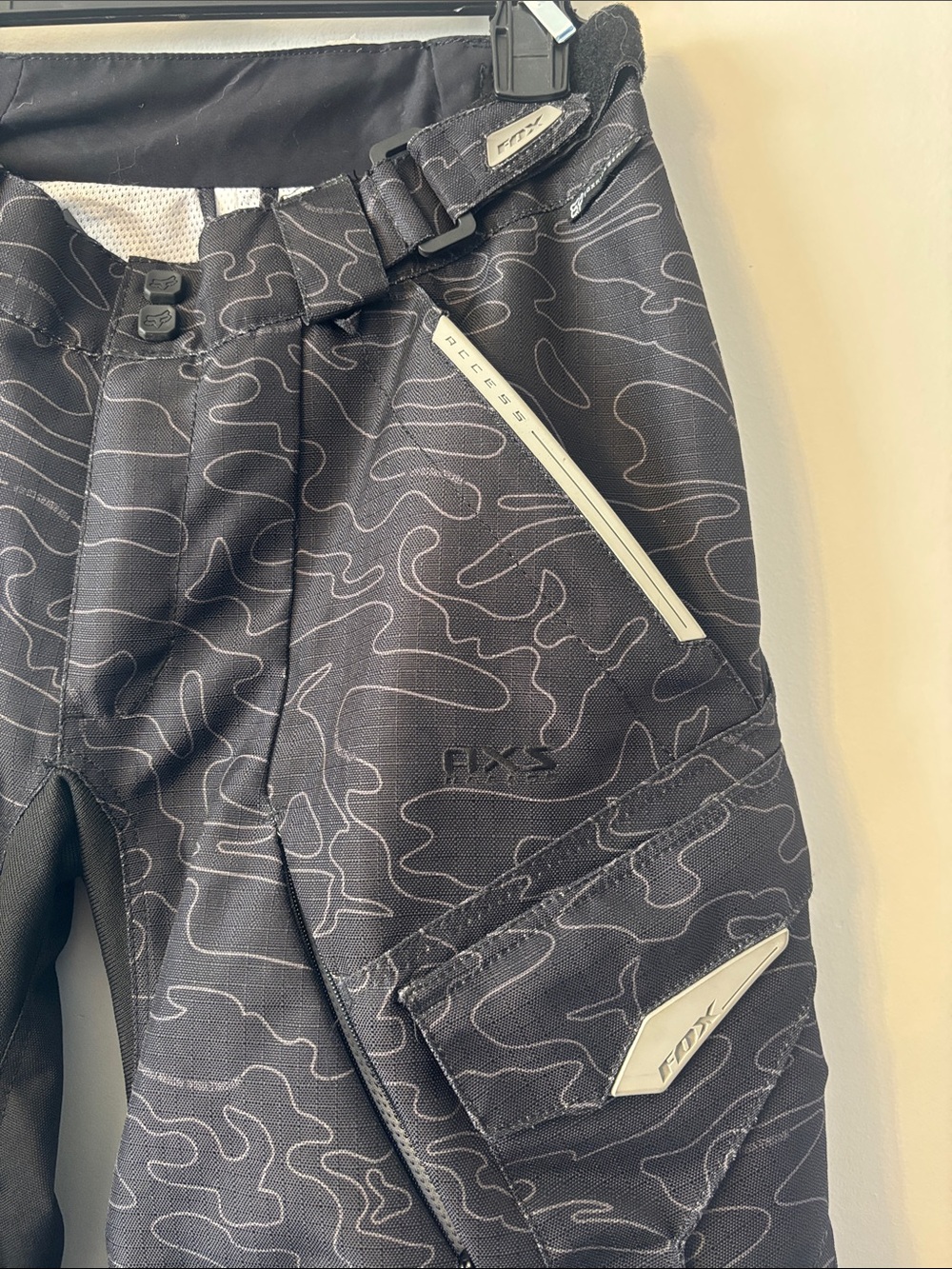 Fox Men’s Black AXS Racing  Pants Fox riding series - Picture 2 of 4